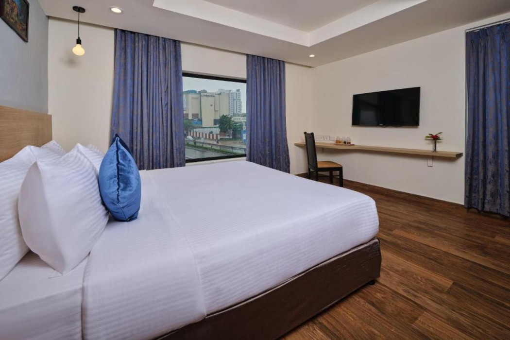 Essentia Premier Hotel Chennai 8/32