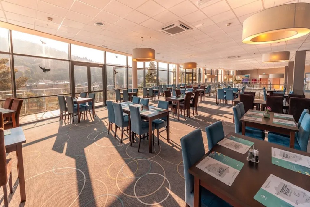 Hotel Krynica 15/51