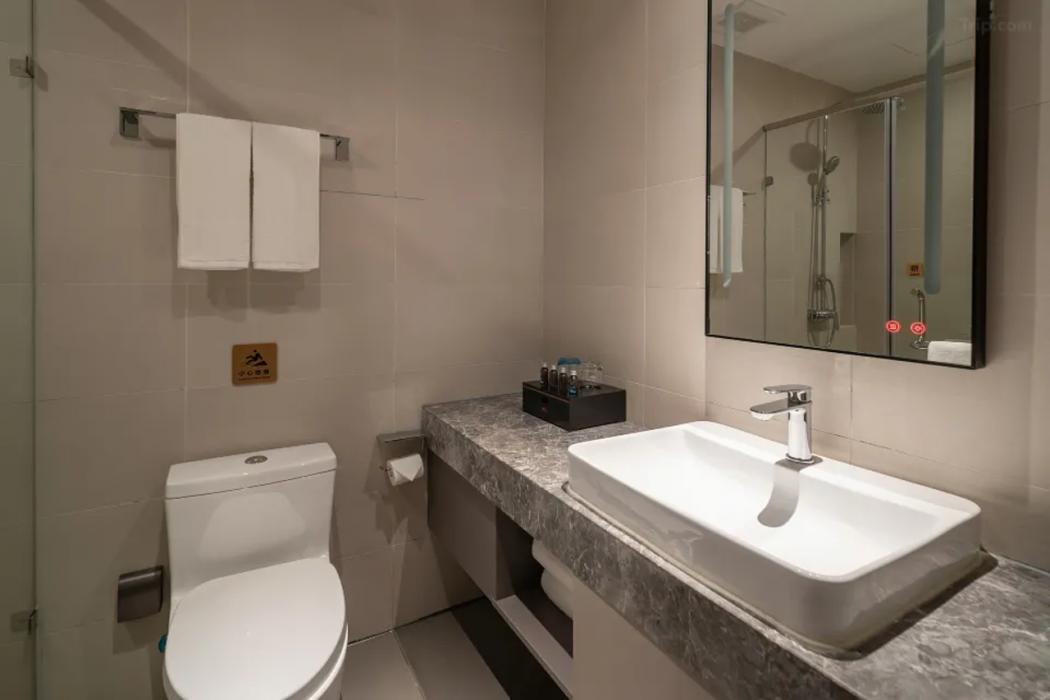 Home Inn Selected (Xiamen Zhongshan Road Pedestrian Street) 20/58
