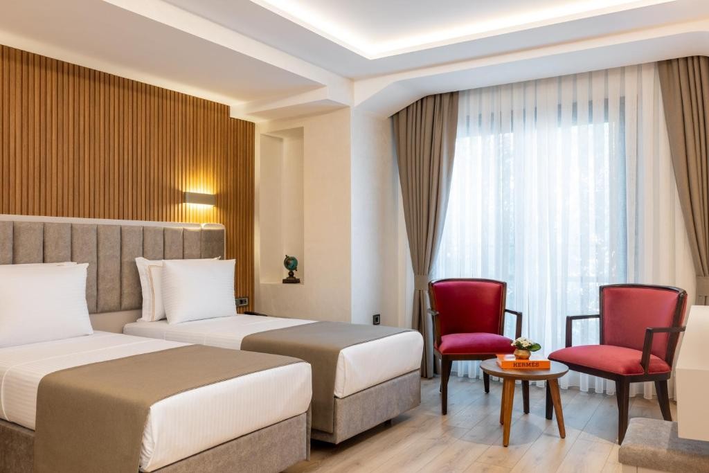 CARINA GOLD HOTEL 16/65