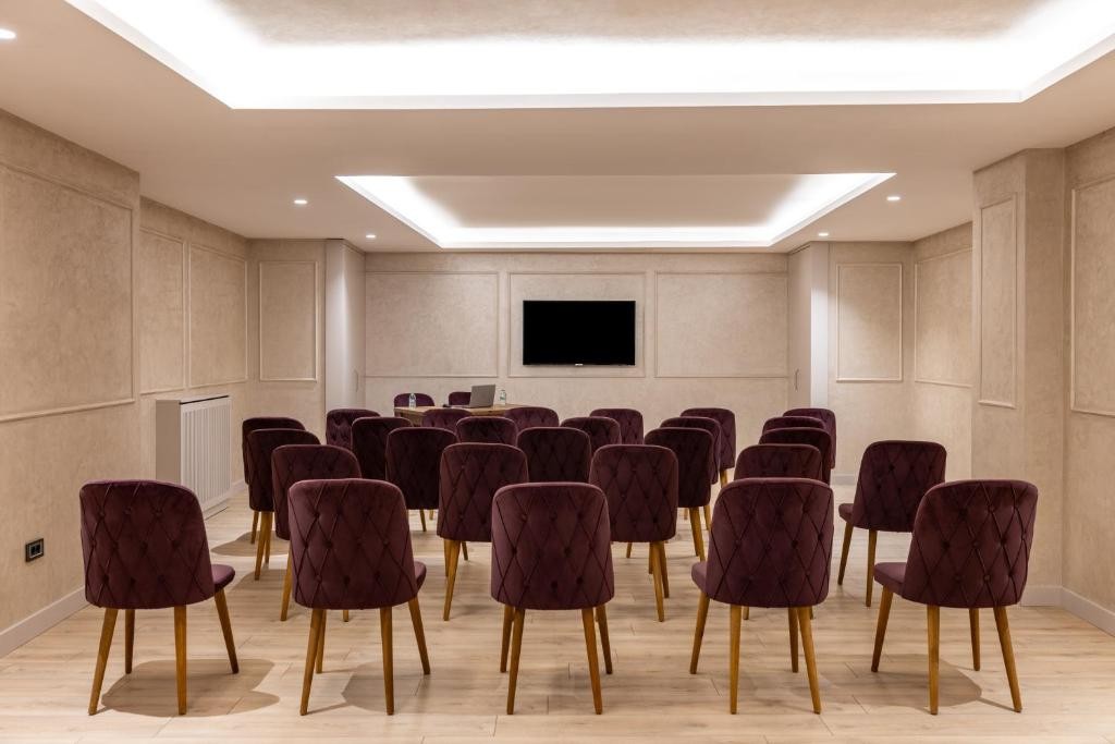 CARINA GOLD HOTEL 46/65