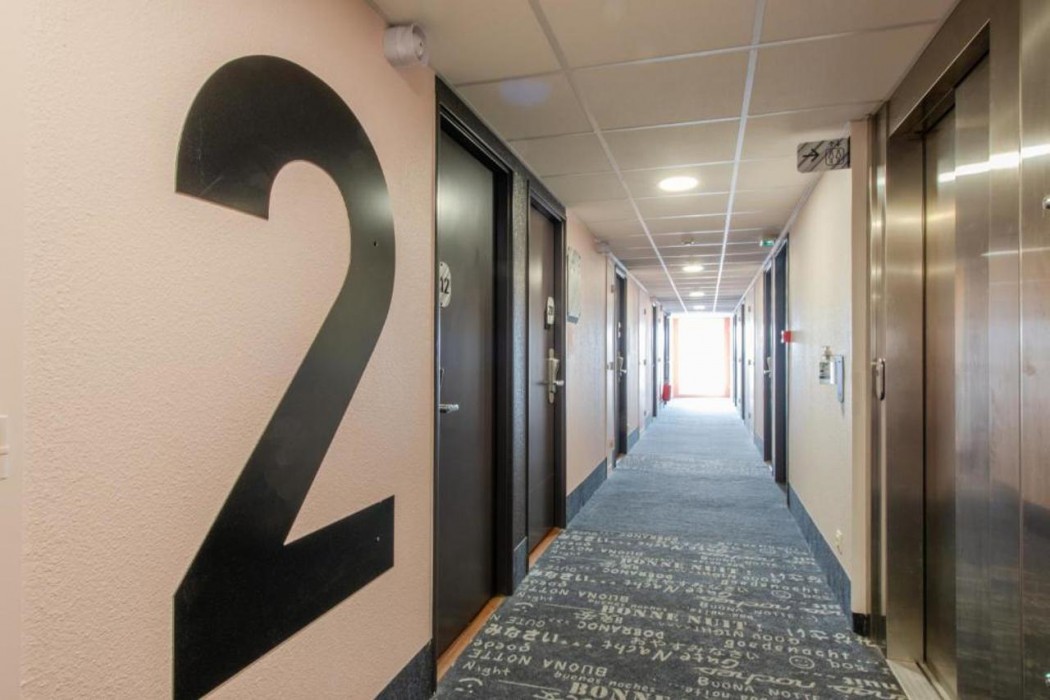 B&B Hotel Cholet Nord 32/64