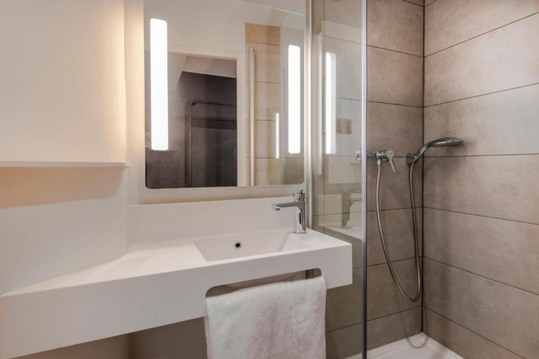 B&B Hotel Cholet Nord 12/64