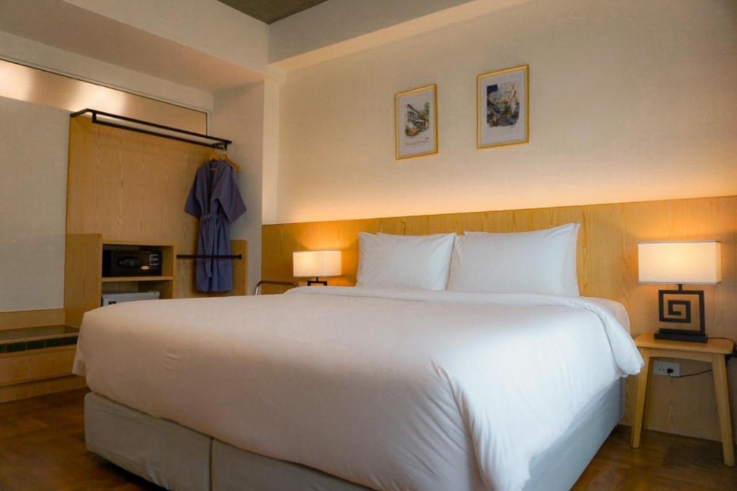 Ago Hotel Chinatown 11/60