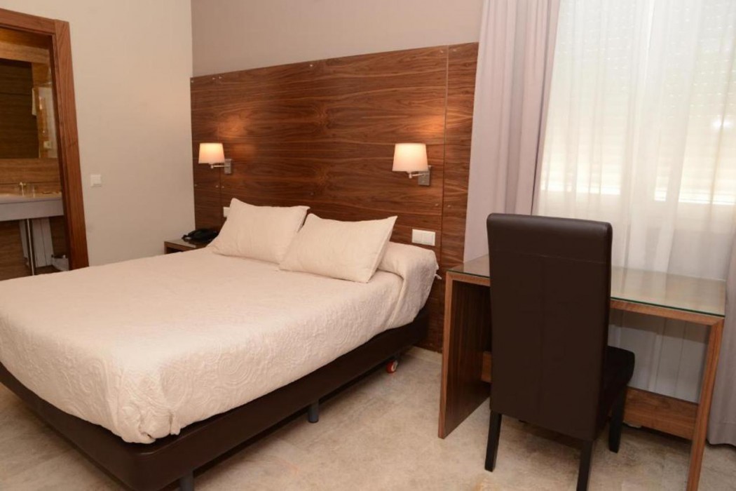 Hotel Escudero 10/58