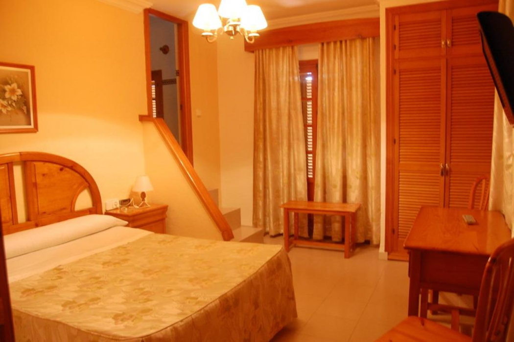 Hotel Antonio Conil 15/45