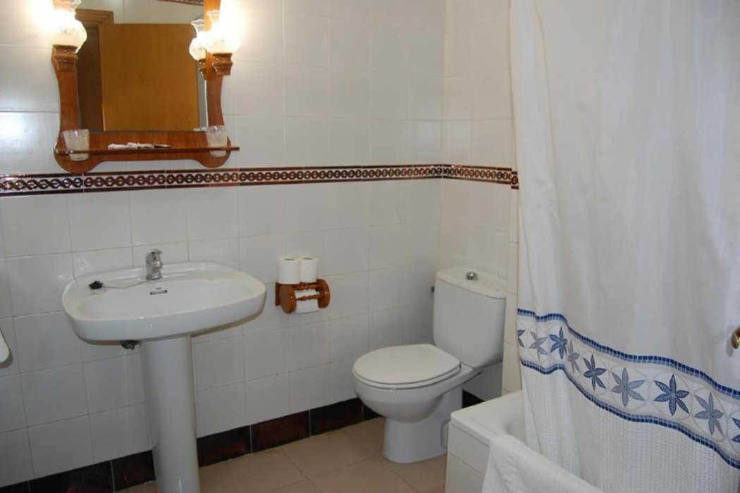 Hotel Antonio Conil 11/45