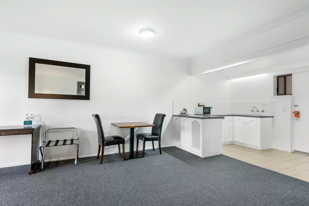 Comfort Inn & Suites Riverland 10/27