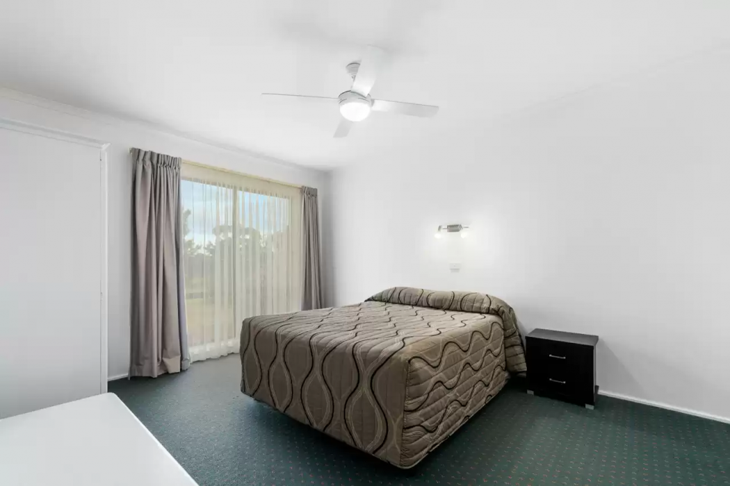 Comfort Inn & Suites Riverland 9/27