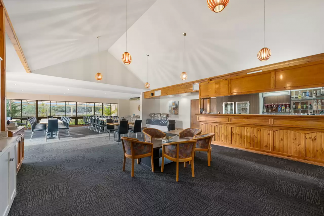 Comfort Inn & Suites Riverland 15/27