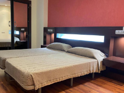 Hotel La Cantuena 9/35