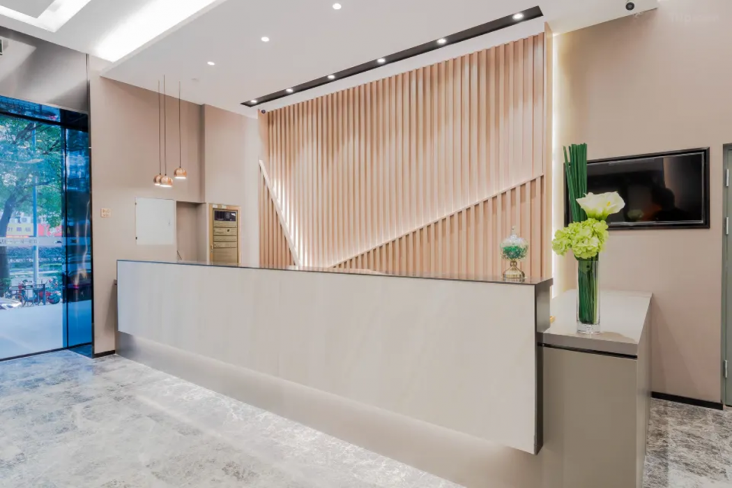Home inn Selected Hotel (Shanghai The Bund City God Temple) 9/52