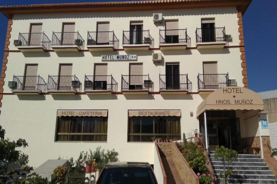 Hotel Restaurante Munoz 1/33