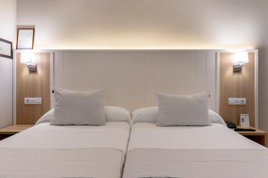 Hotel Artaza 8/43
