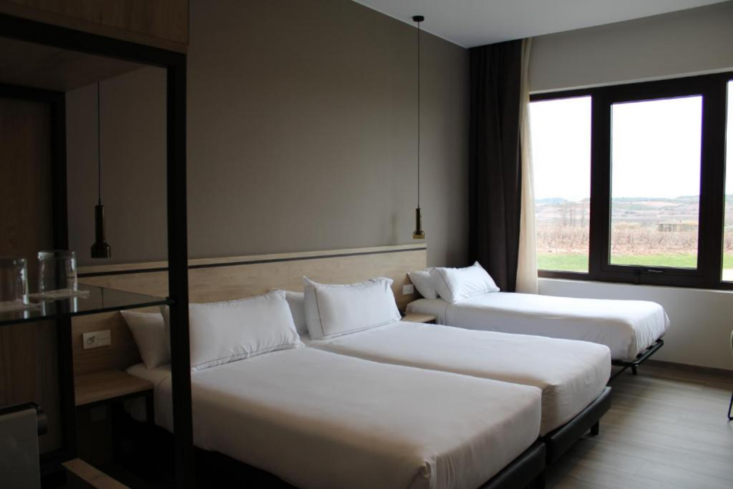 Hotel Bodega FYA 6/37