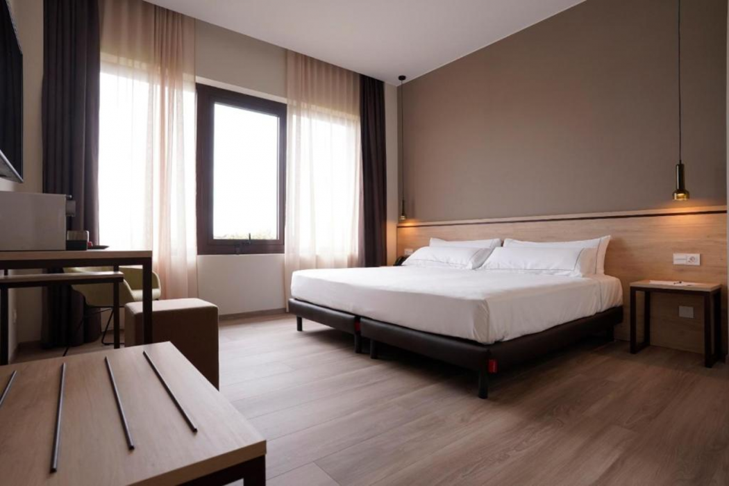 Hotel Bodega FYA 7/37