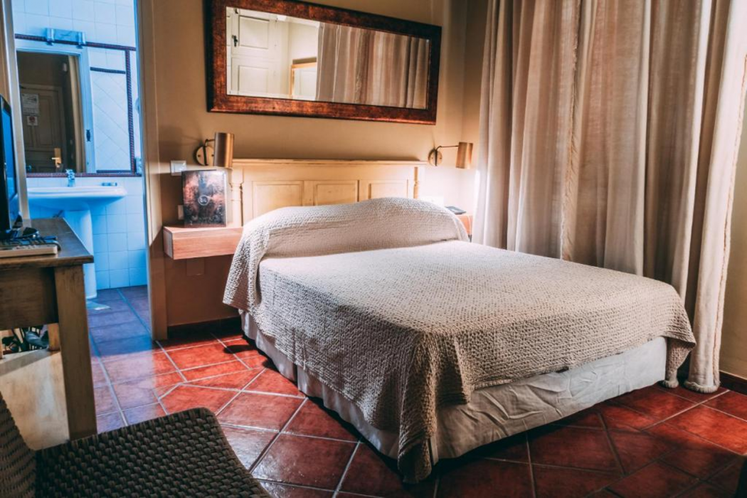Hotel Carabeo 11/57