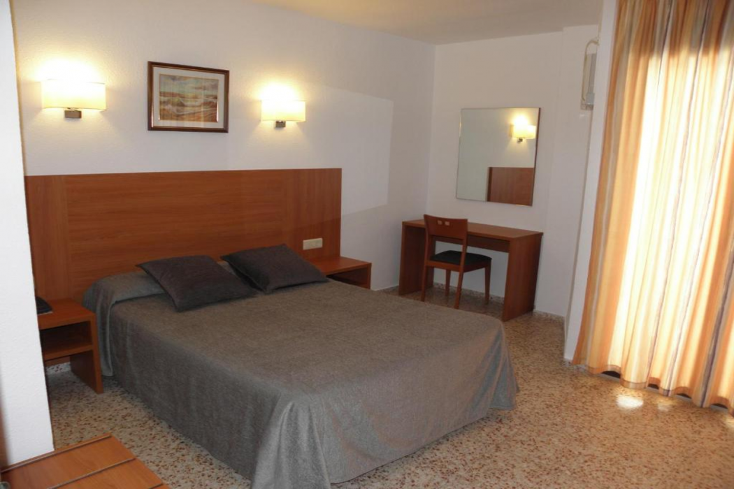 Hotel Jardin 6/58