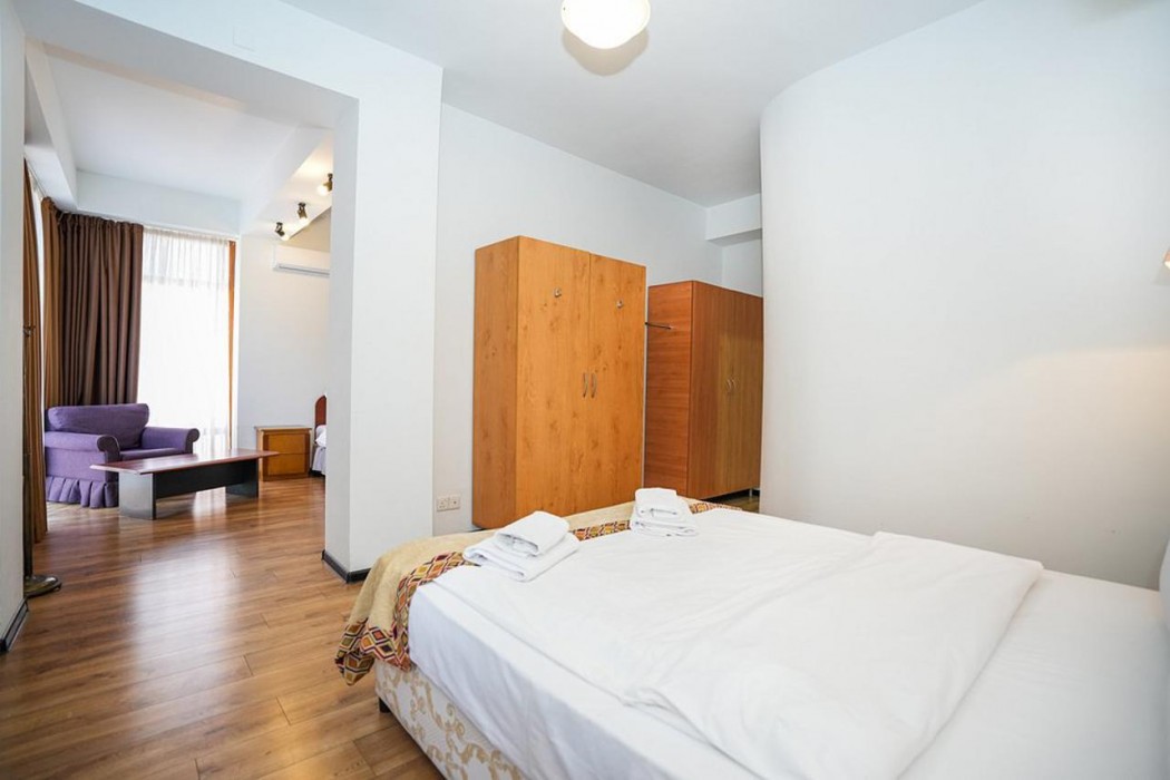 Andza Tbilisi Hotel 45/84