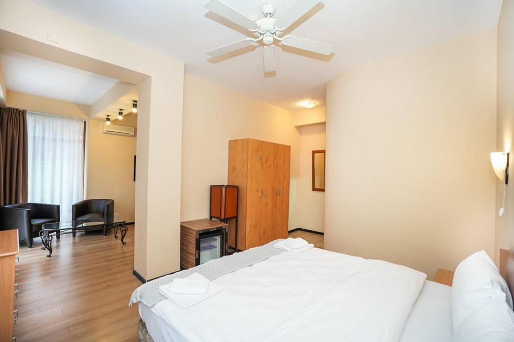 Andza Tbilisi Hotel 23/84