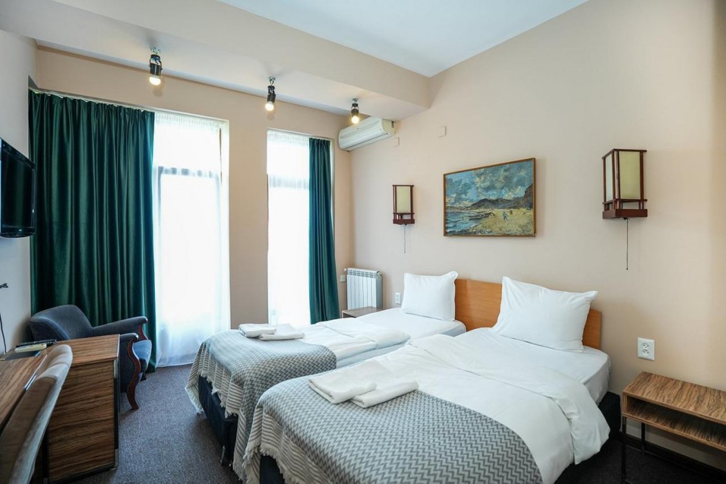 Andza Tbilisi Hotel 27/84
