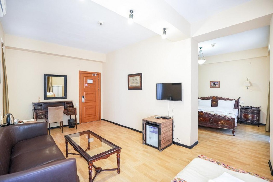 Andza Tbilisi Hotel 21/84