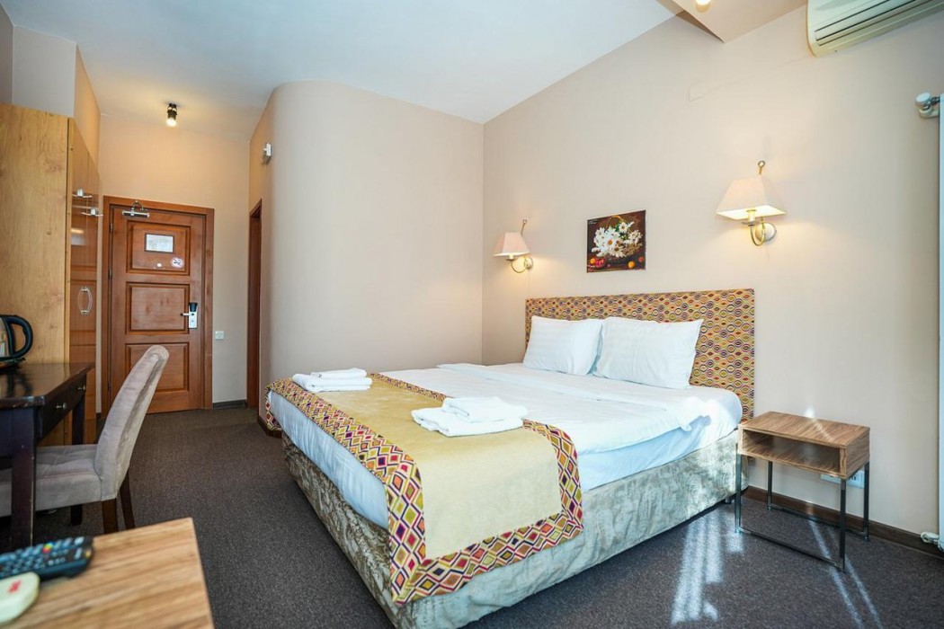 Andza Tbilisi Hotel 37/84