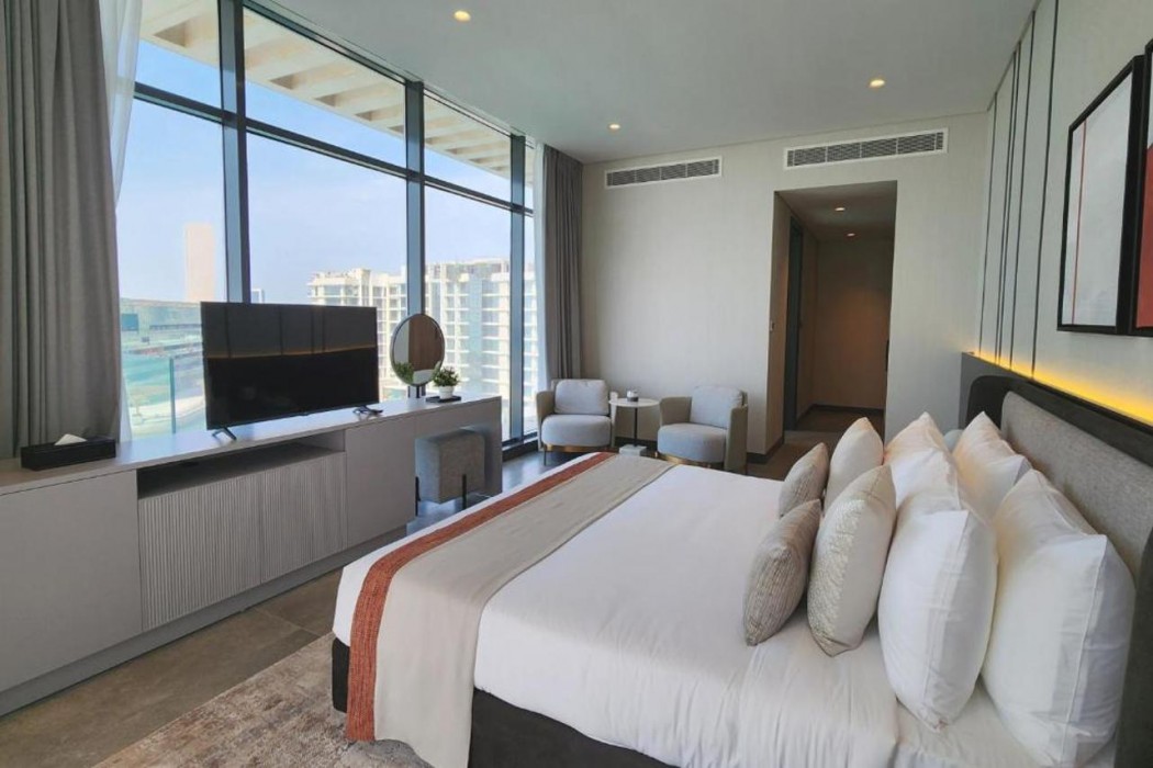 Charthouse Bahrain Harbour 10/39