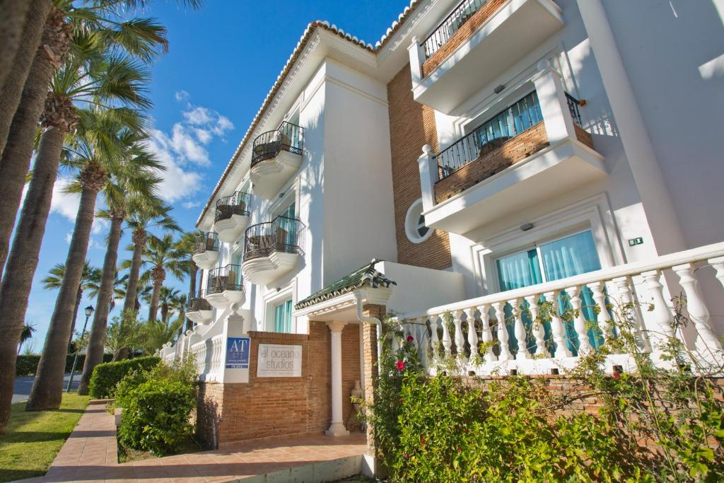 El Oceano Beach Hotel 1/57
