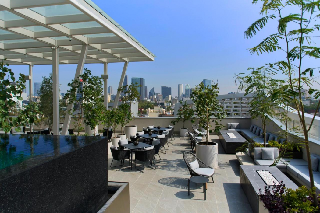 XOMA LUXURY PLUS BY VIADORA 18/40