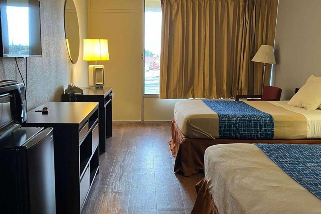 Travelodge by Wyndham Carlisle North 9/33