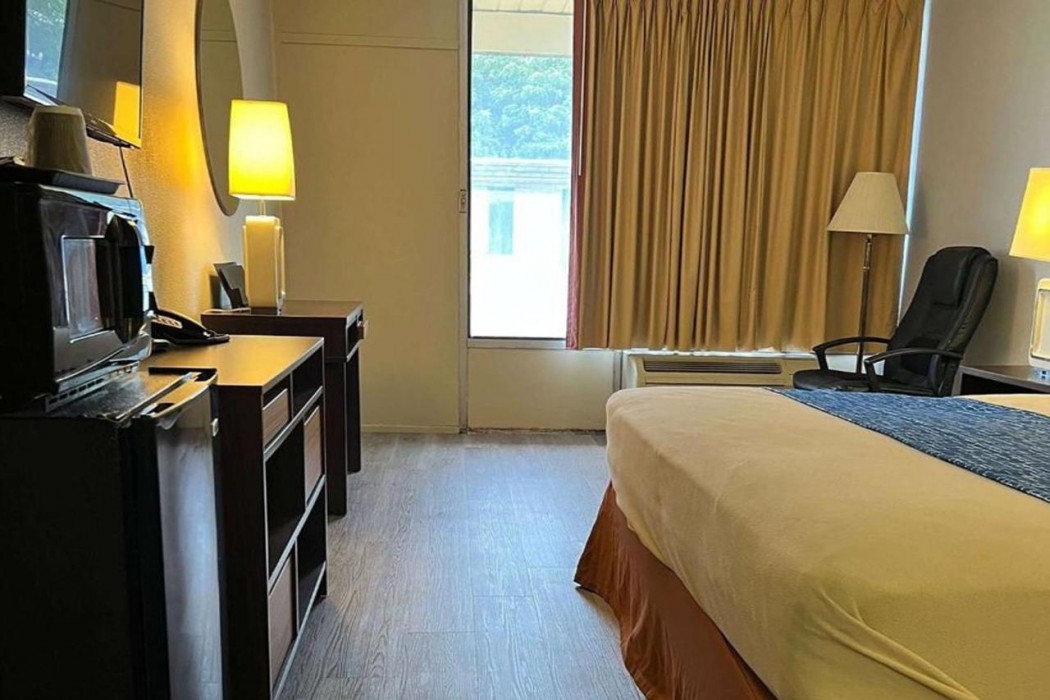 Travelodge by Wyndham Carlisle North 7/33