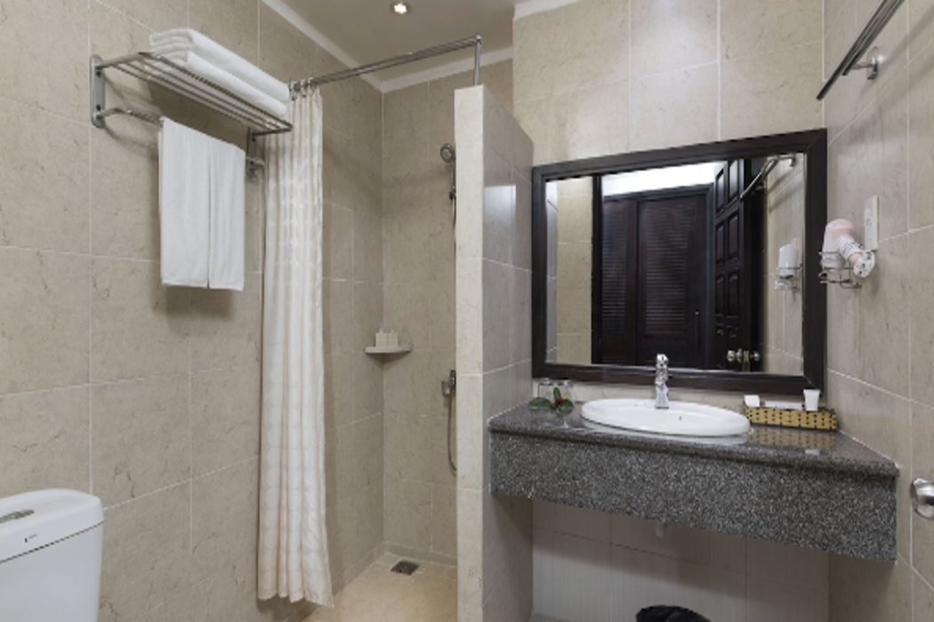 Sea Lion Beach Resort And Spa 7/59