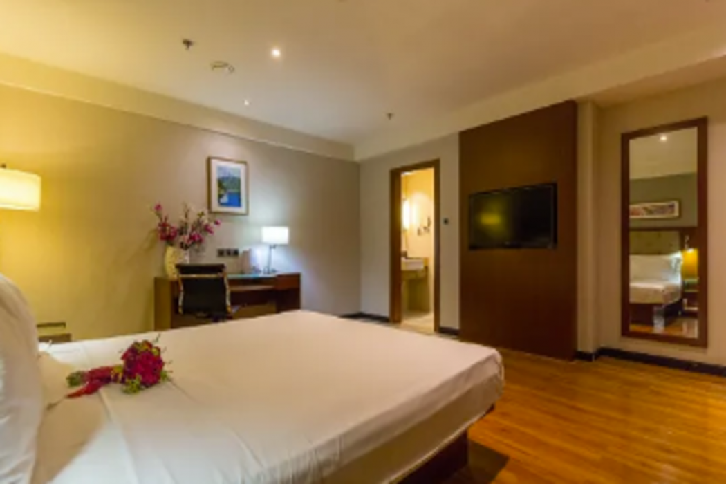 Yitel Hotel (Xining West Street Wangfujing) 17/59