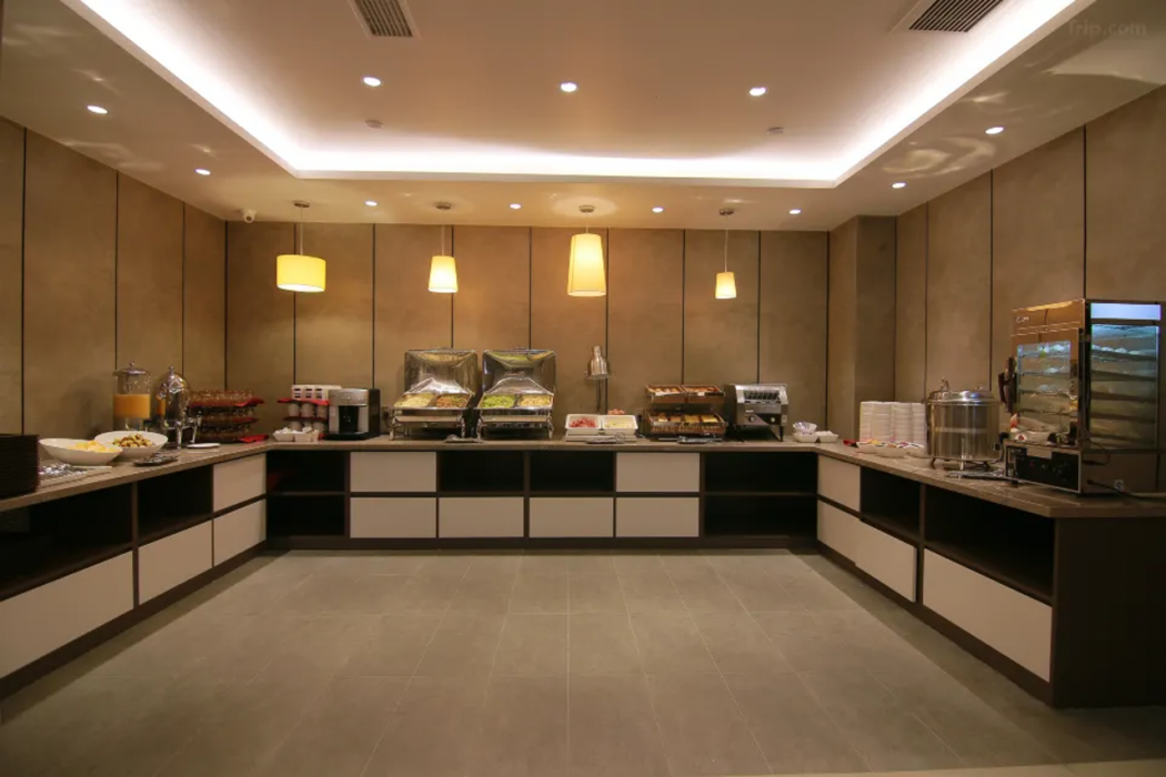 Home Inn Selected (Shanghai Wuning Road Metro Station Anyuan Road) 9/9