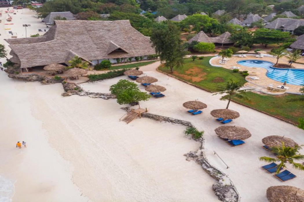 Sandies Baobab Beach Zanzibar 1/12
