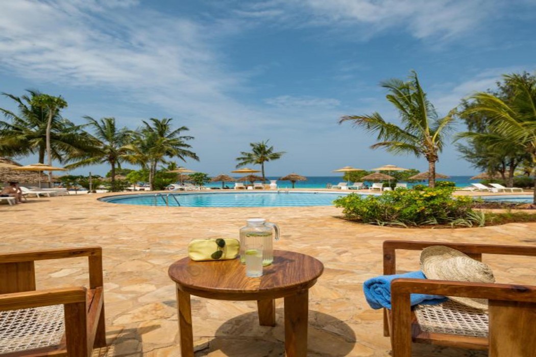 Sandies Baobab Beach Zanzibar 8/12