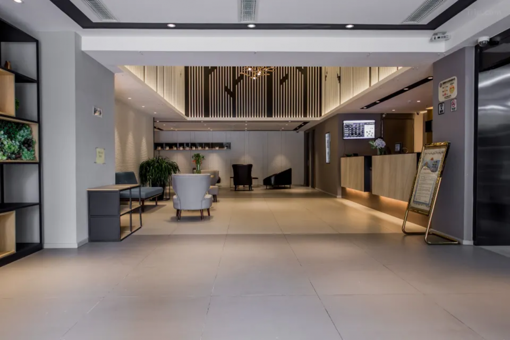Home Inn Selected (Sinan Road) 7/45
