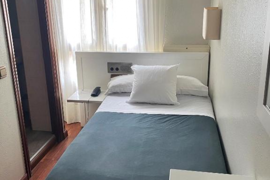 Hotel Ovetense 12/58