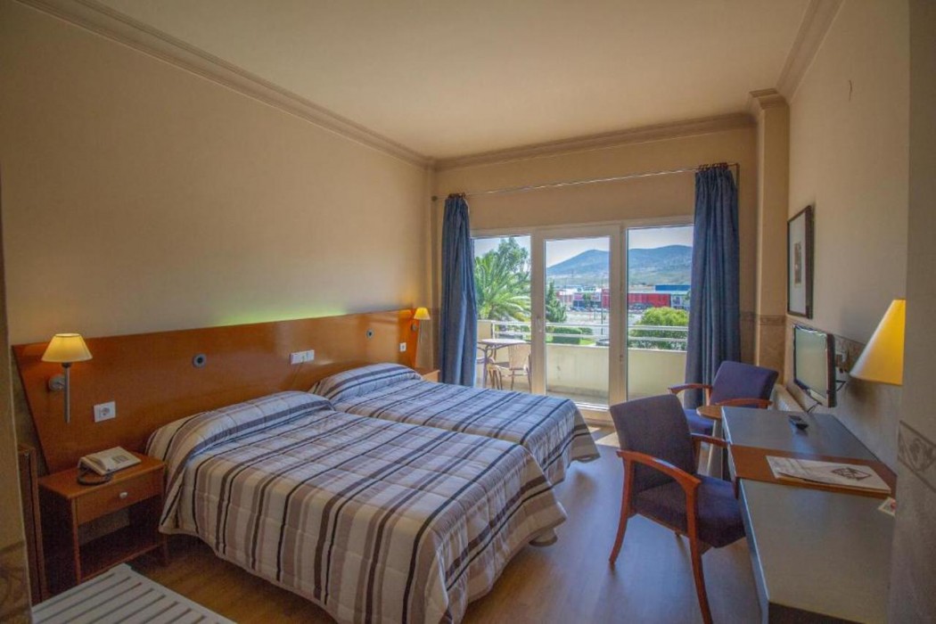 Hotel Azar 15/59