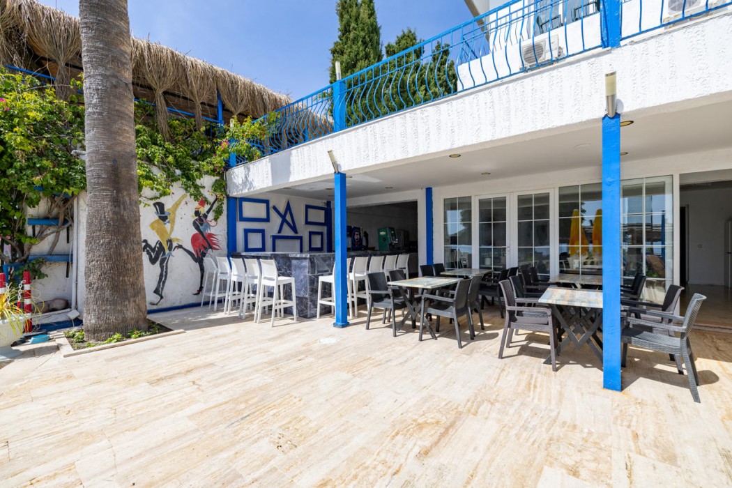 MAXSEA Beach Hotel 24/44