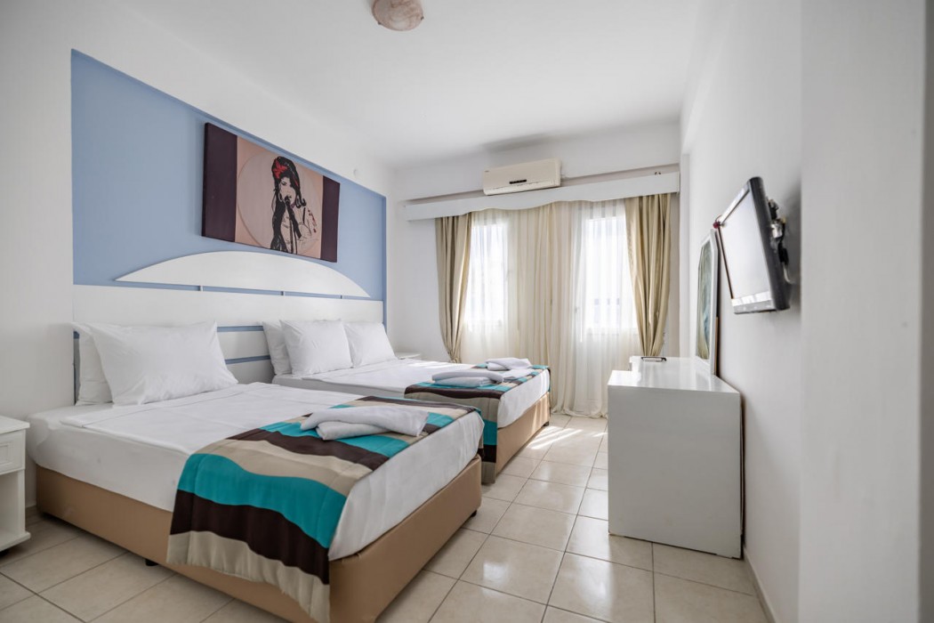 MAXSEA Beach Hotel 16/44