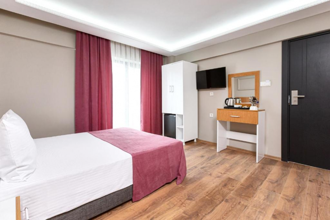 Ria Suites Hotel 15/37