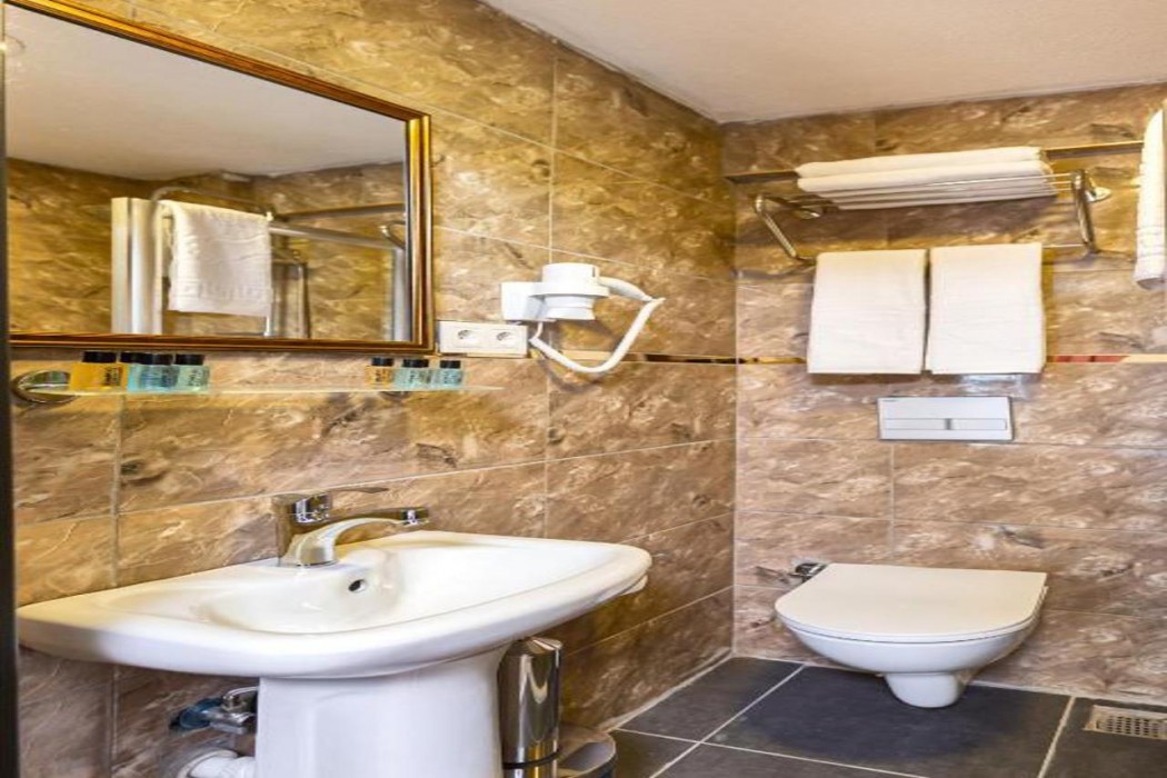 Ria Suites Hotel 12/37