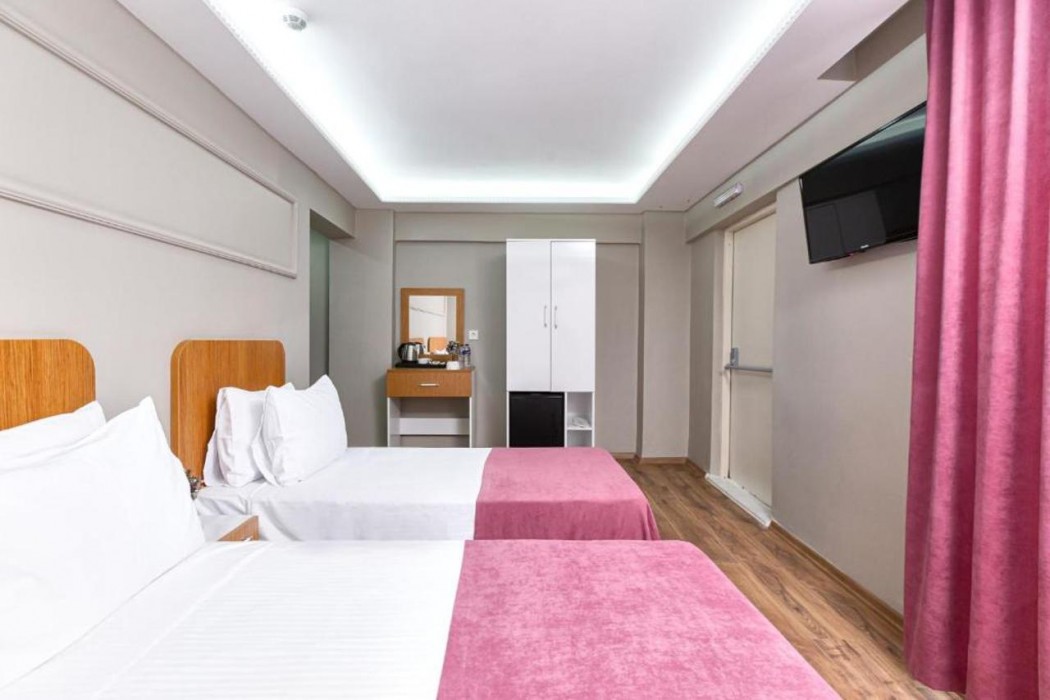 Ria Suites Hotel 9/37