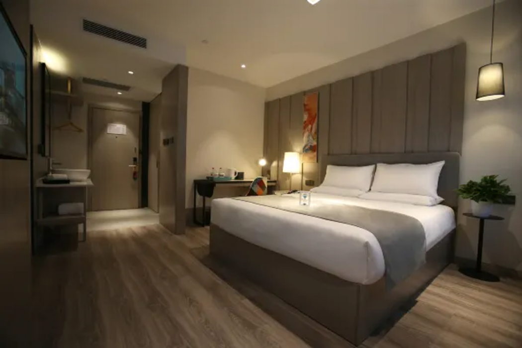 Home inn Feiman (Xi an Bell Tower Subway Station Huimin Street Store) 5/5