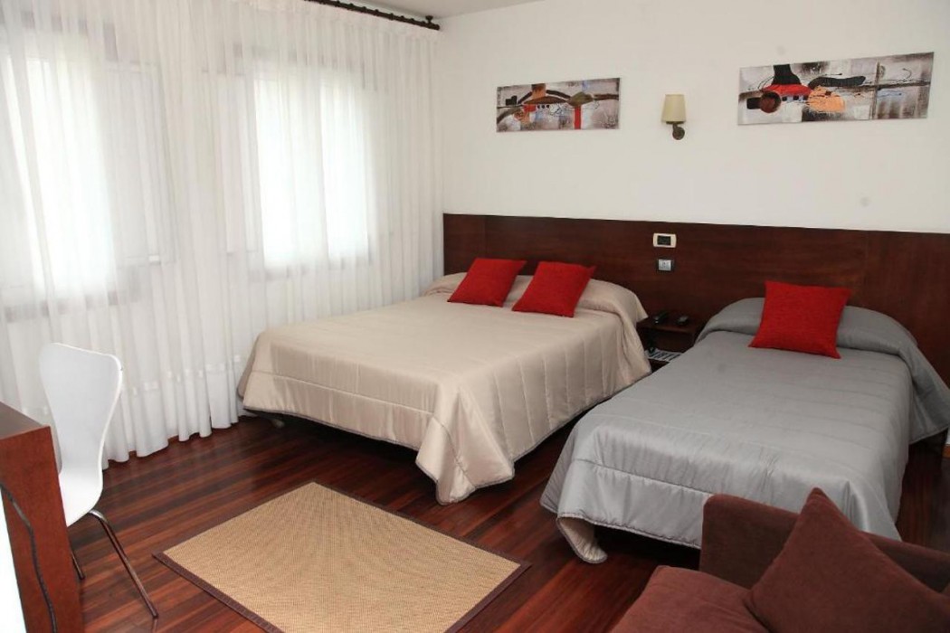 Hotel Restaurante Ruas 18/58