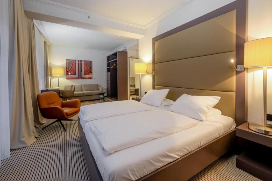 Hotel Zum Lowen 8/58