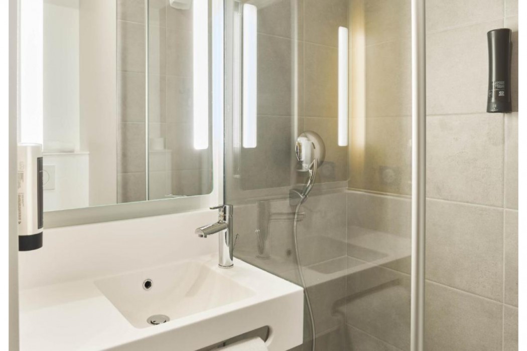 B&B Hotel Versailles Rocquencourt 6/34