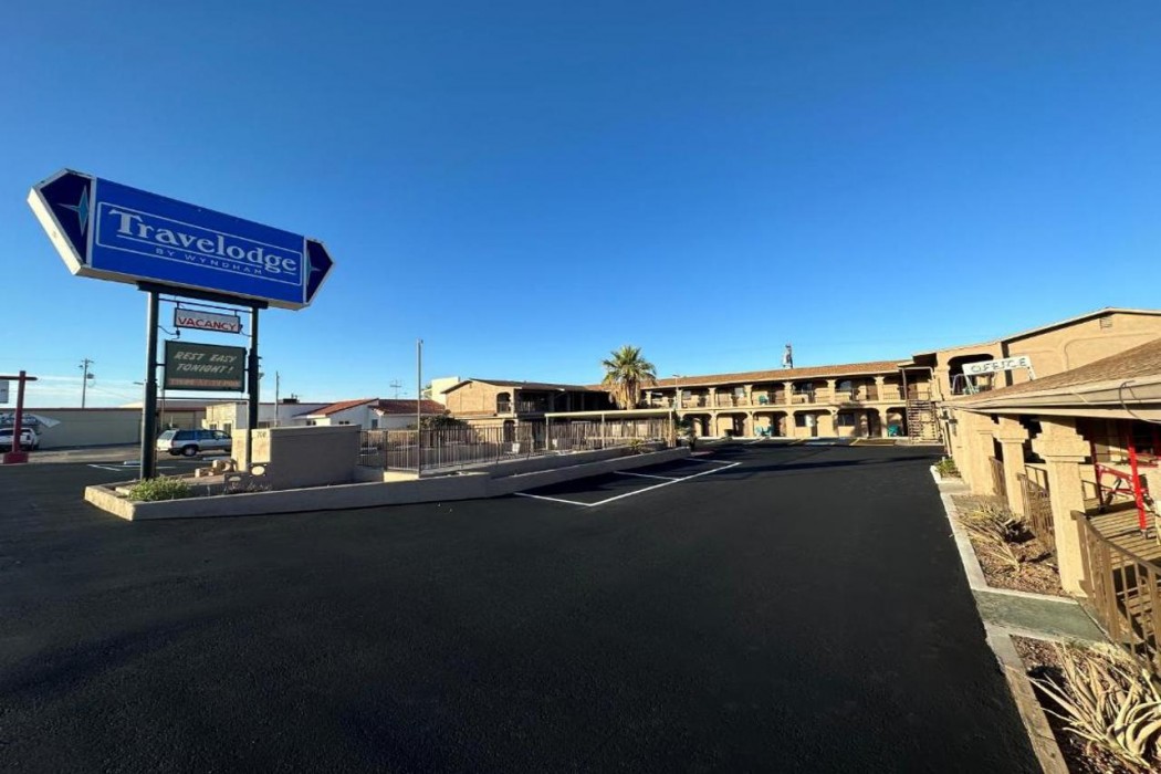Travelodge by Wyndham Parker 2/67